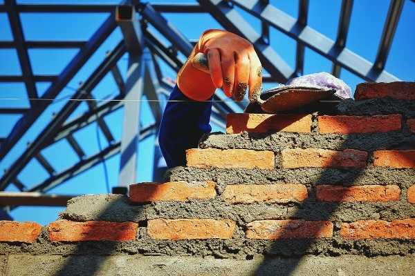 Are you working on a structure between two flats?