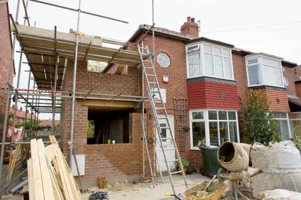 shared party wall between adjoining terraced houses
